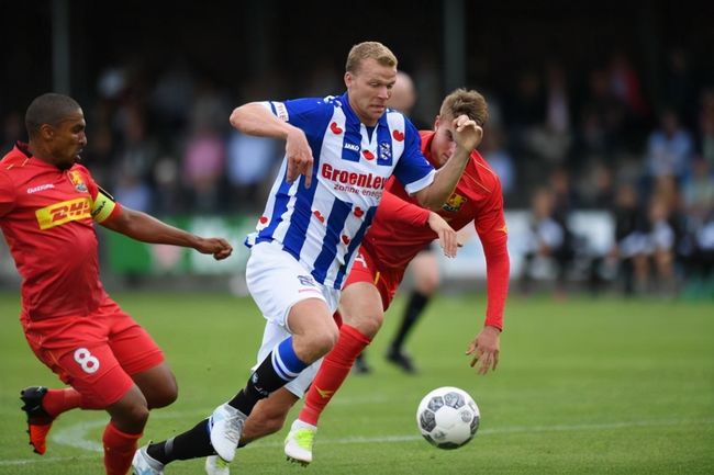 阿贾克斯火力全开，获得漂亮胜利