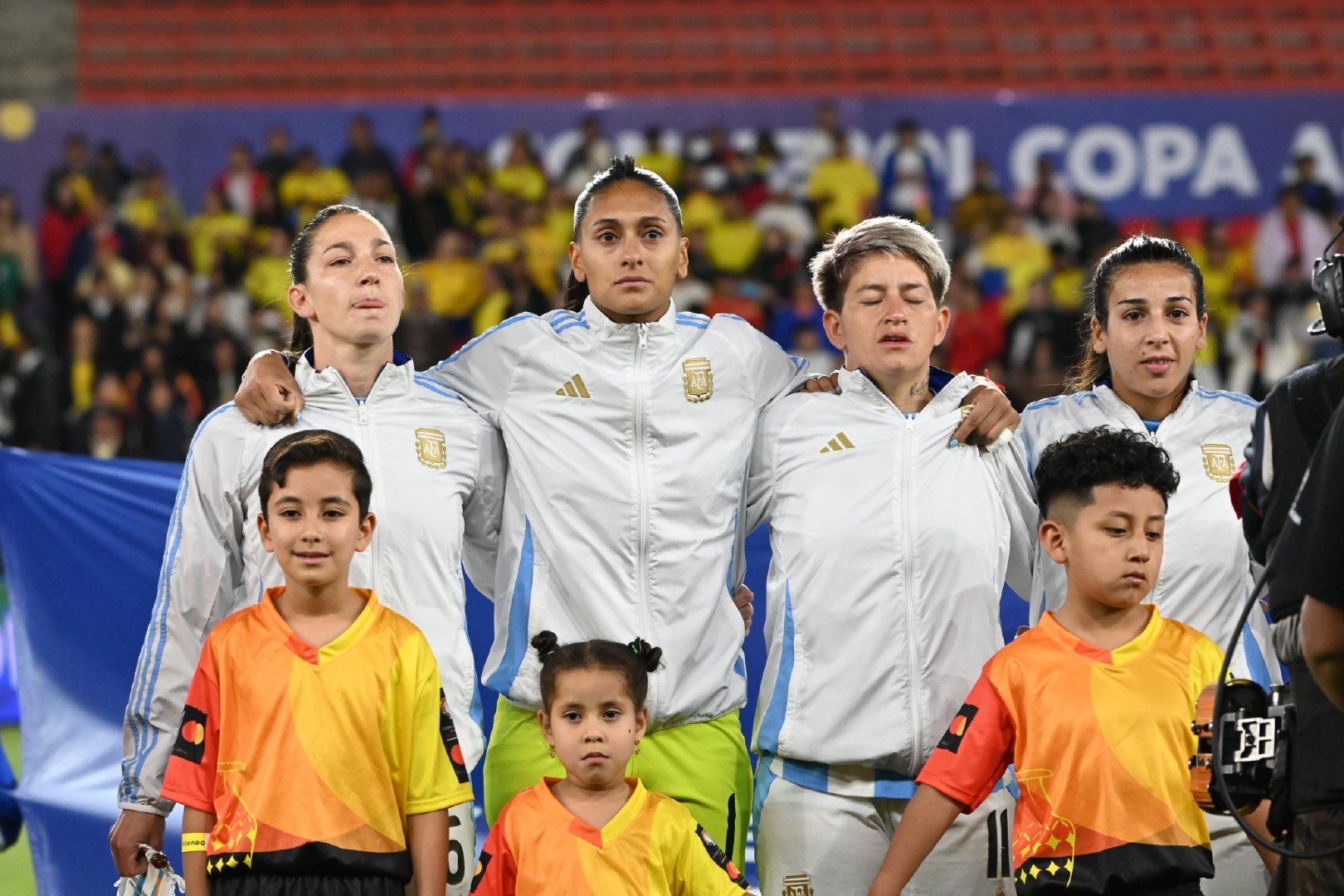 哥伦比亚前锋埃斯科巴入选国家队,备战重要比赛的简单介绍 哥伦比亚前锋埃斯科巴入选国家队,备战重要比赛的简单介绍