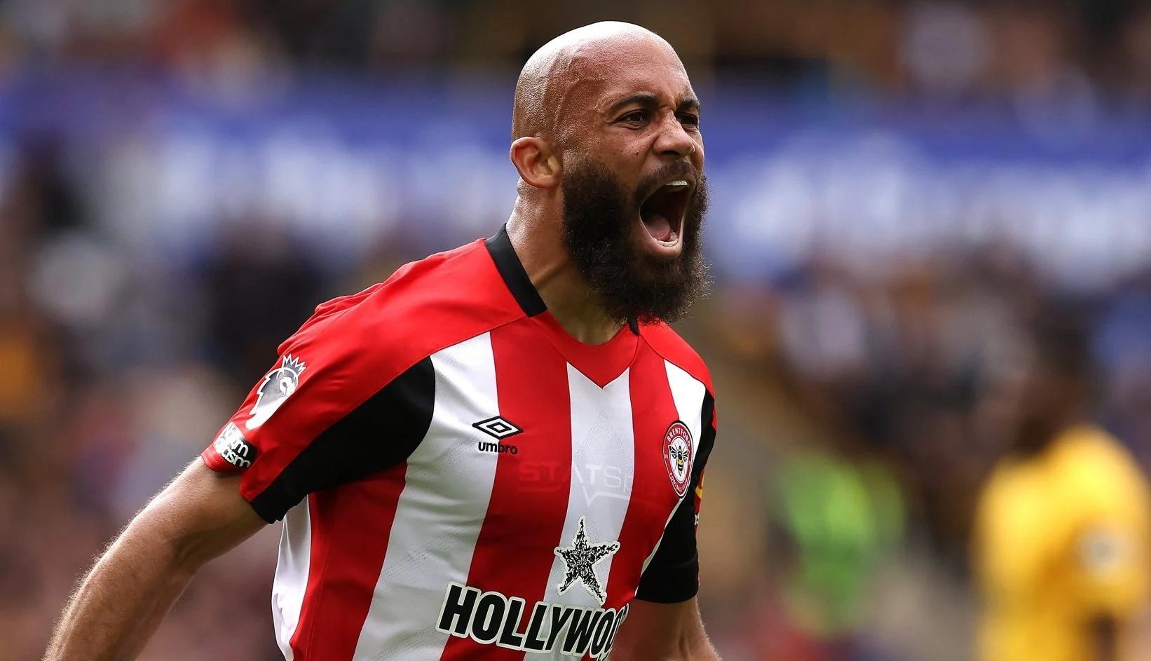 关于曼联队连连失利，球迷呼吁全队重振雄风的信息