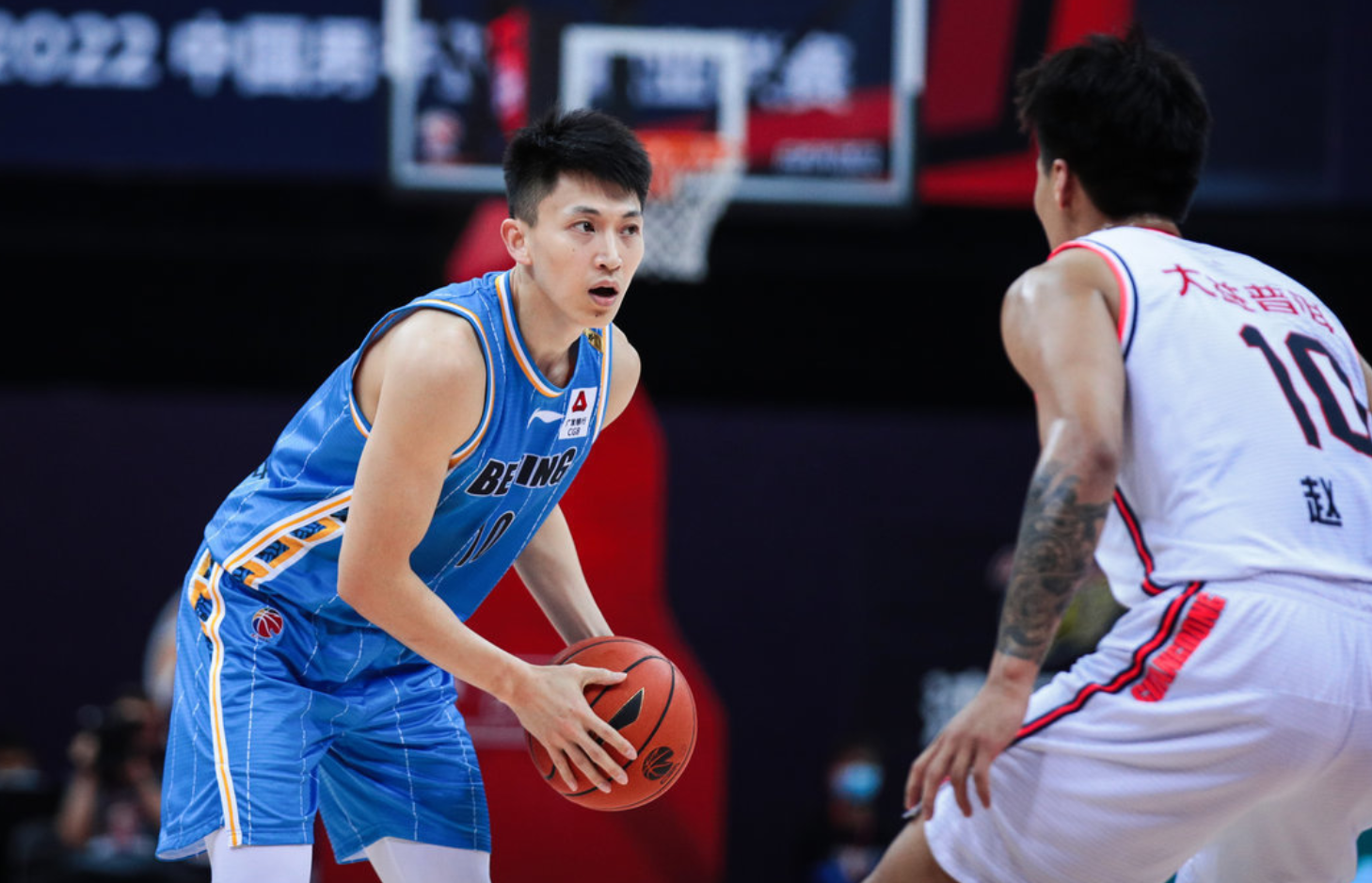 猛龙主控处子秀，率队逆转击败对手的简单介绍