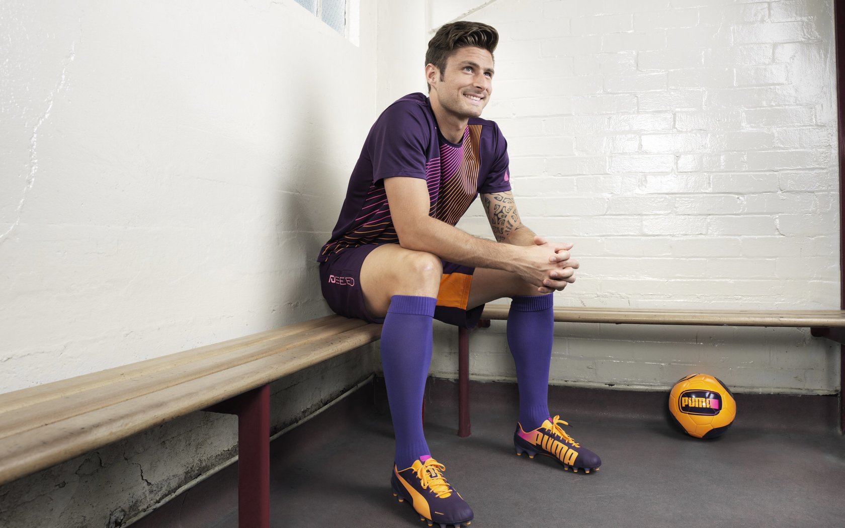 南美风暴席卷加勒比，厄瓜多尔三球横扫牙买加，福登大师级表现定义完美中场