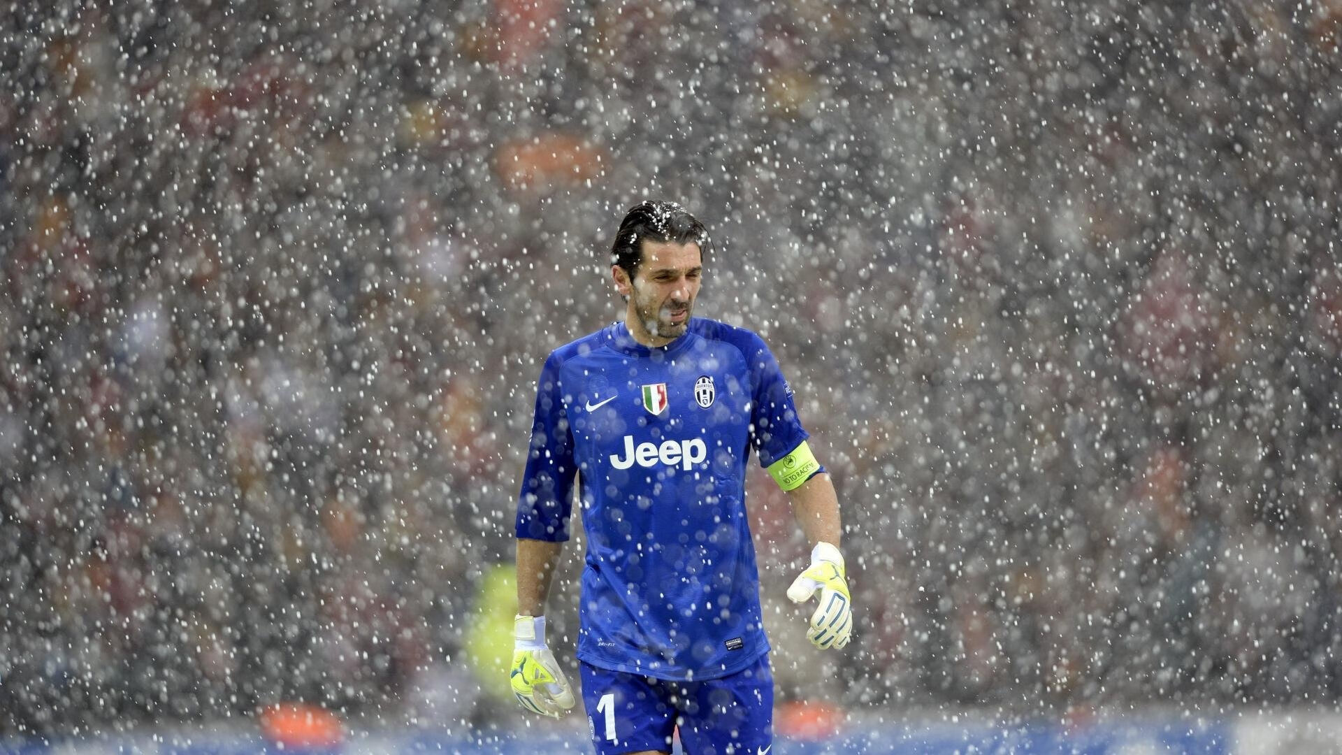 德布劳内一锤定音，荷兰力克芬兰锁定争冠战席位