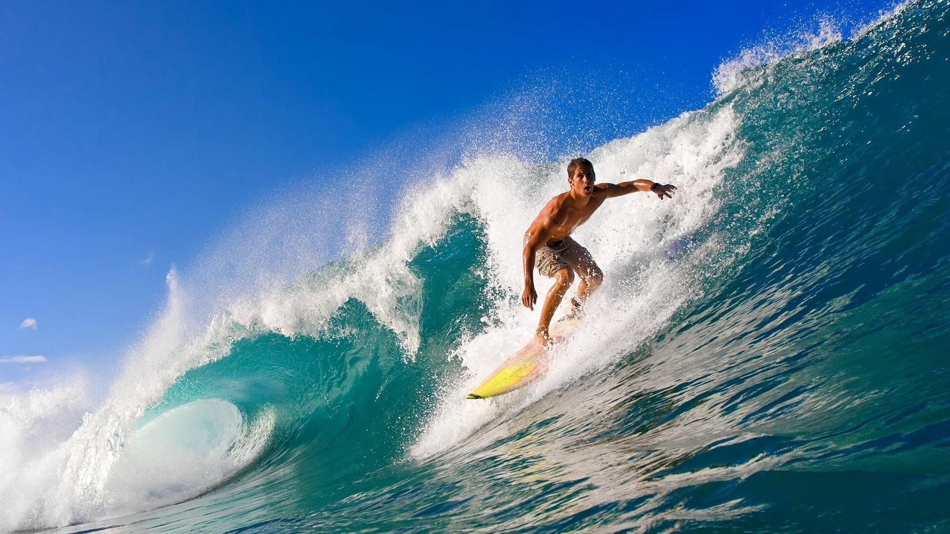 绿茵双城记，乌克兰绝杀映照坚韧，姆巴佩纪录书写新时代